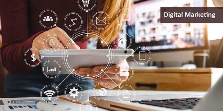 Few Reasons to Choose Digital Marketing As a Career Option