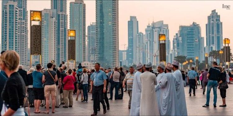 Enjoy a free city tour in Gulf during transit