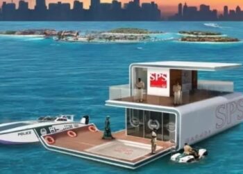 Dubai introduces the world's first mobile floating fire station